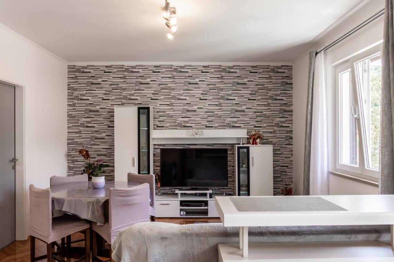 Apartman Danijela Zagorje Экстерьер фото